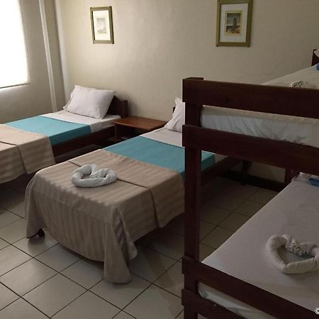 El Haciendero Private Hotel Ілоіло Екстер'єр фото
