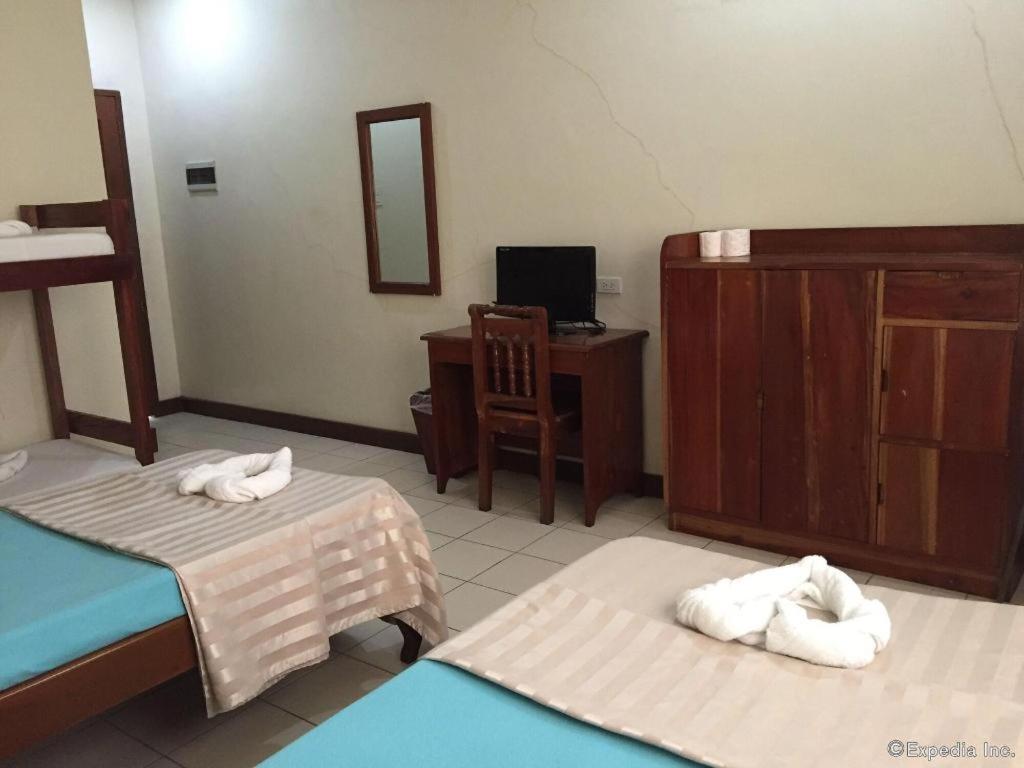 El Haciendero Private Hotel Ілоіло Екстер'єр фото