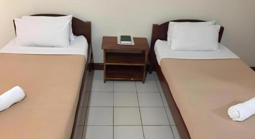 El Haciendero Private Hotel Ілоіло Екстер'єр фото