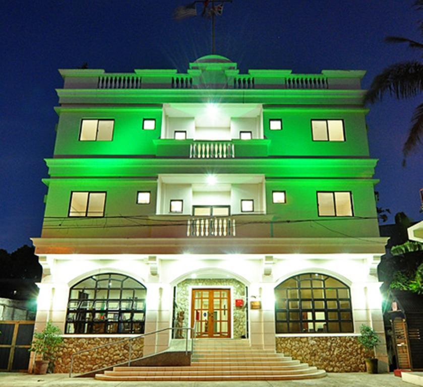 El Haciendero Private Hotel Ілоіло Екстер'єр фото
